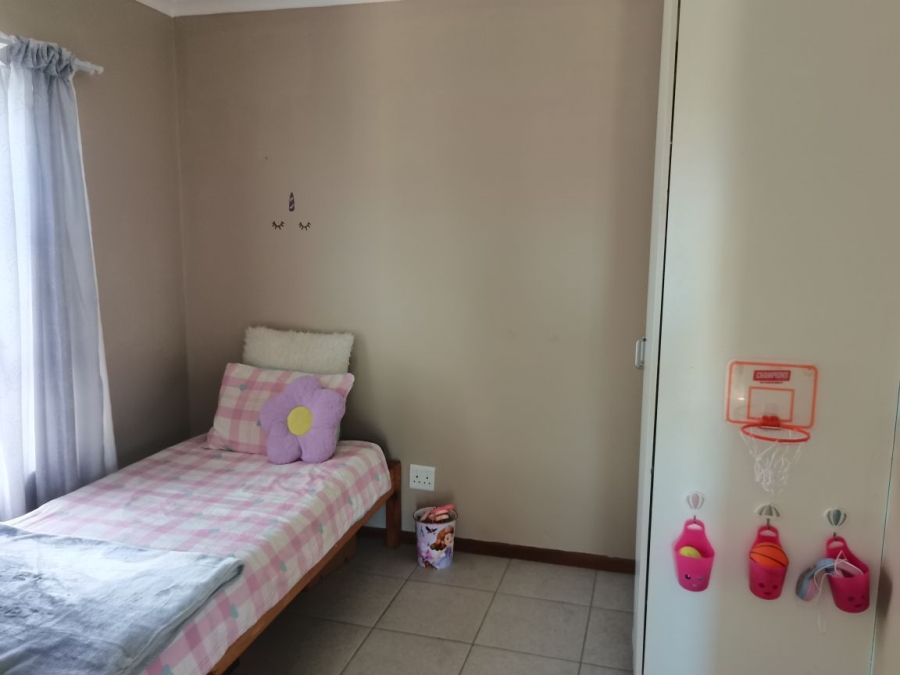 2 Bedroom Property for Sale in Parsonsvlei Eastern Cape